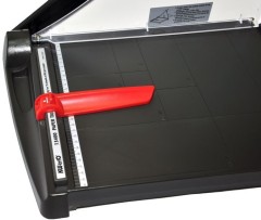 Резак сабельный Kw-Trio 13400 A4/10лист./343мм/ручн.прижим/защитный экран