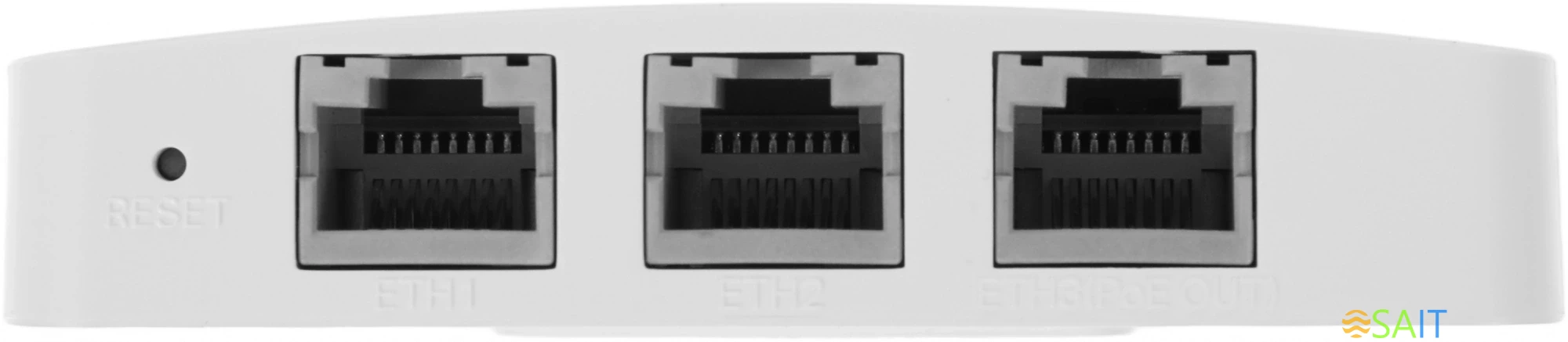 Точка доступа TP-Link EAP235-Wall AC1200 10/100/1000BASE-TX белый