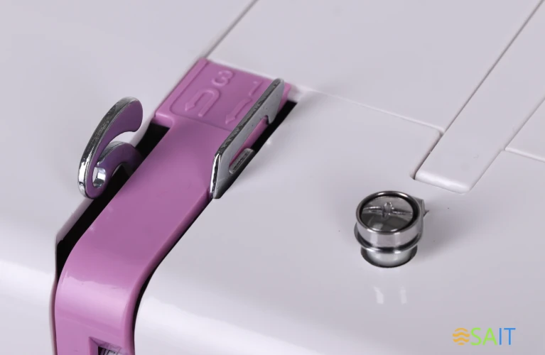 Швейная машина Comfort 28 белый