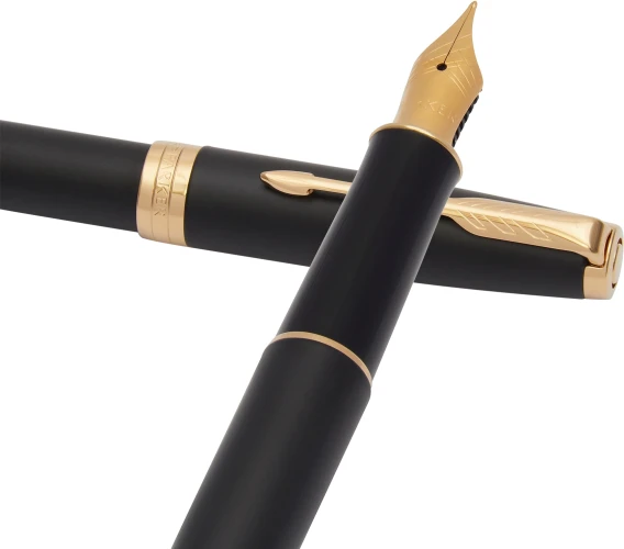 Ручка перьев. Parker Sonnet Core F528 (1931516) Matte Black GT F сталь нержавеющая подар.кор.