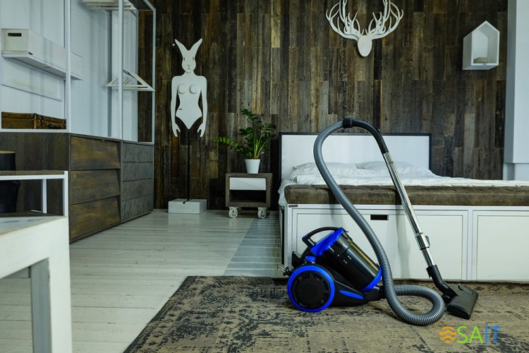 Пылесос Starwind SCV2030 2000Вт синий/черный