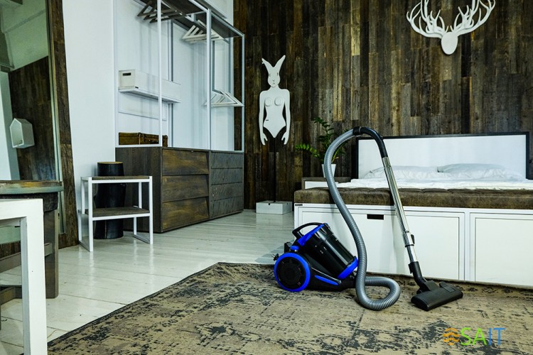 Пылесос Starwind SCV2030 2000Вт синий/черный