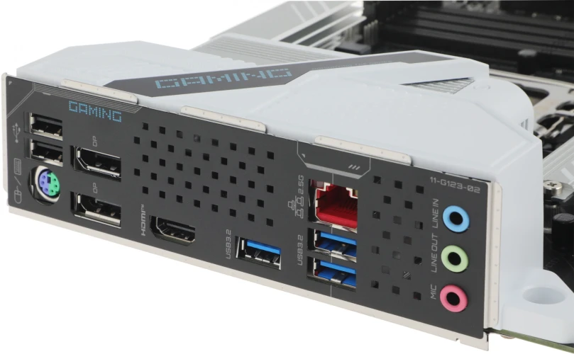 Материнская плата Gigabyte Z890M GAMING X Soc-1851 Intel Z890 4xDDR5 mATX AC`97 8ch(7.1) 2.5Gg RAID+HDMI+DP