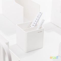 Подставка Deli ENS011WHITE Nusign 2отд. для письменных принадлежностей 84х84х86мм белый пластик