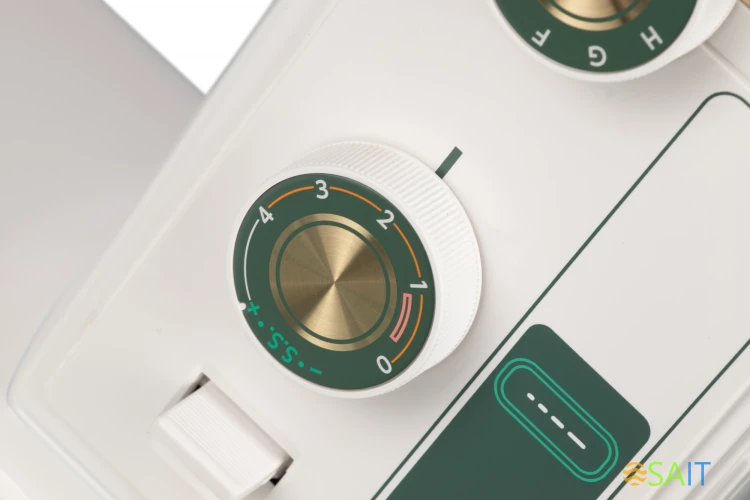 Швейная машина Janome L-394 белый