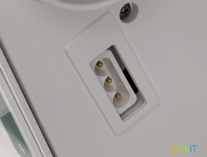 Швейная машина Janome L-394 белый