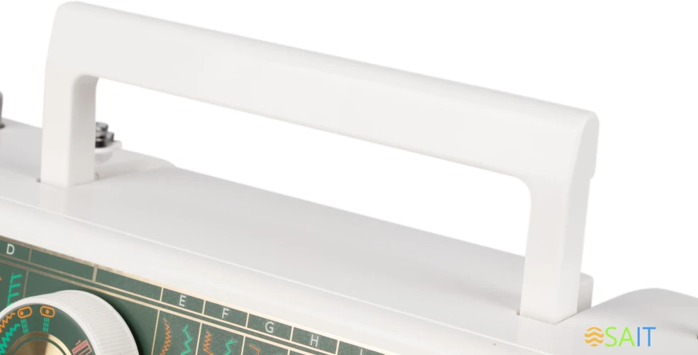 Швейная машина Janome L-394 белый