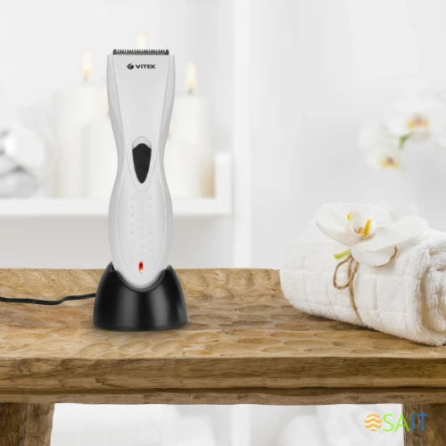 Машинка для стрижки Vitek Harmony VT-1351 графитовый (насадок в компл:1шт)