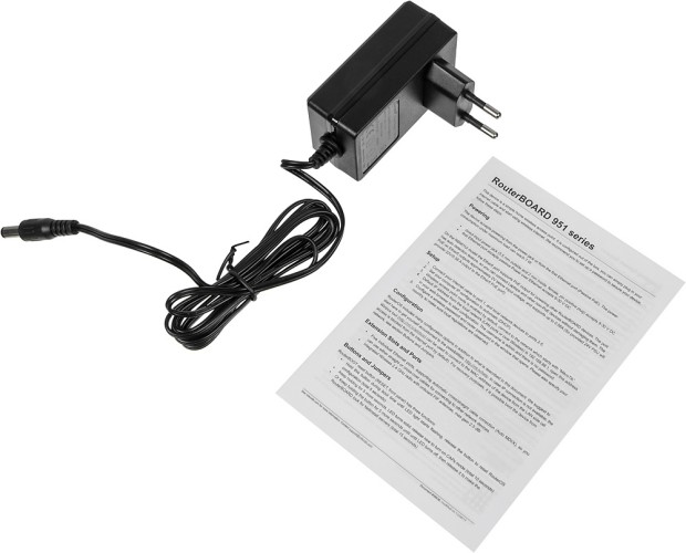 Роутер беспроводной MikroTik RB951UI-2HND N300 10/100BASE-TX белый