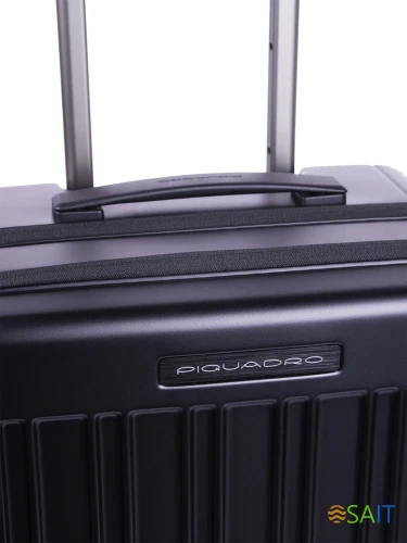 Чемодан Piquadro PQ LIGHT BV6700PQL/NO 23x55x40см поликарбонат черный