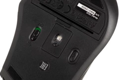 Мышь A4Tech Fstyler FB35 зеленый/черный оптическая 2000dpi беспров. BT/Radio USB для ноутбука 6but (FB35 MIDLIGHT GREEN)