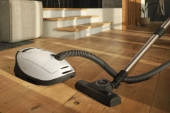 Пылесос Miele Complete C3 125 Edition lotus белый
