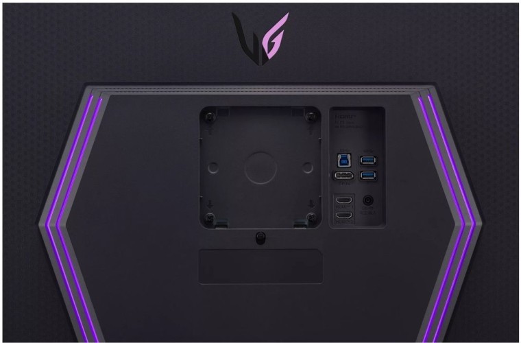 Монитор LG 27" UltraGear 27GR93U-B черный IPS LED 16:9 HDMI матовая HAS 320cd 178гр/178гр 3840x2160 144Hz G-Sync FreeSync Premium DP UHD USB 6.4кг