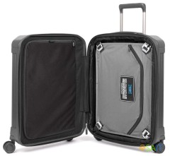 Чемодан Piquadro PQ LIGHT (BV5398PQL/NO) 40x55x23см 42л. 2.01кг. поликарбонат черный матов.