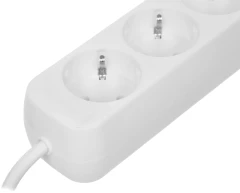 Сетевой удлинитель Defender E518 1.8м (5 розеток) белый (пакет ПЭ)
