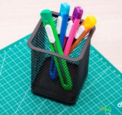 Нож канцелярский Deli E2054 шир.лез.9мм фиксатор ассорти