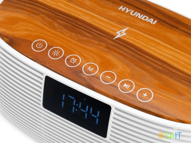 Радиобудильник Hyundai H-RCL231 белый LCD подсв:белая часы:цифровые FM