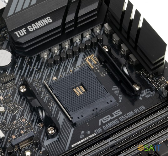 Материнская плата Asus TUF GAMING B550M-PLUS Soc-AM4 AMD B550 4xDDR4 mATX AC`97 8ch(7.1) 2.5Gg RAID+HDMI+DP