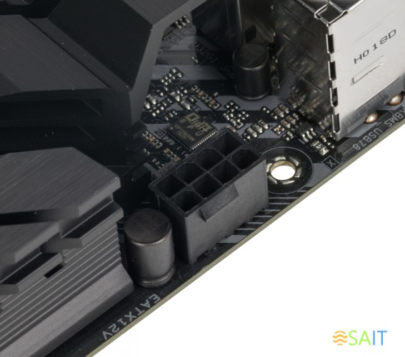 Материнская плата Asus TUF GAMING B550M-PLUS Soc-AM4 AMD B550 4xDDR4 mATX AC`97 8ch(7.1) 2.5Gg RAID+HDMI+DP