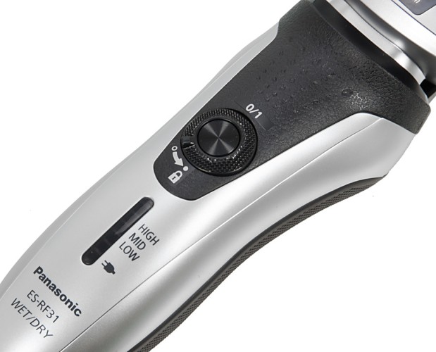 Бритва сетчатая Panasonic ES-RF31 реж.эл.:4 питан.:аккум. серебристый/черный