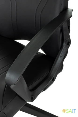 Кресло игровое Zombie 50 черный эко.кожа крестов. пластик пластик черный