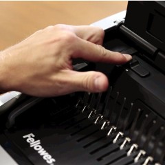 Переплетчик Fellowes GALAXY-E на пл. пружину с эл. перфорацией, сшивает до 500 лст., перф. 28 лст., шт Fellowes GALAXY-E (FS-56221)