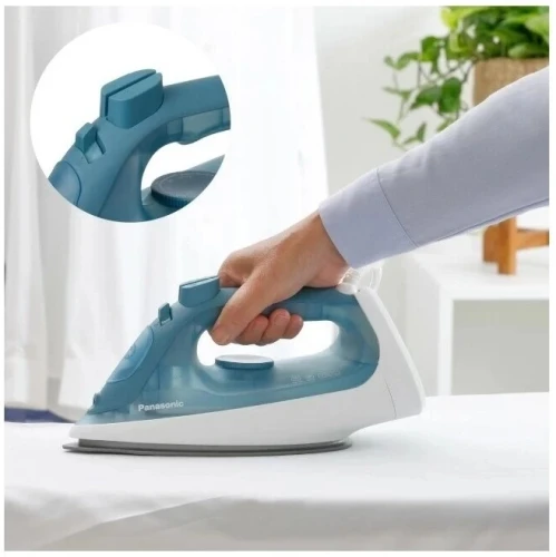 Утюг Panasonic NI-S430GTV 2300Вт зеленый