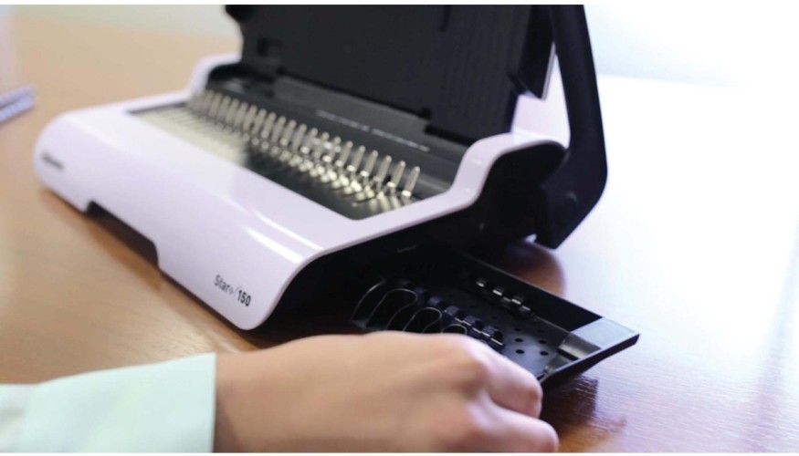 Переплетчик Fellowes STAR+ на пластиковую пружину, сшивает до 150 лст., перфорирует 15 лст. Fellowes STAR+