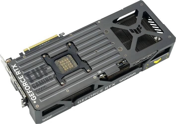 Видеокарта Asus PCI-E 5.0 TUF-RTX5090-O32G-GAMING NVIDIA GeForce RTX 5090 32Gb 512bit GDDR7 2580/28000 HDMIx2 DPx3 HDCP Ret