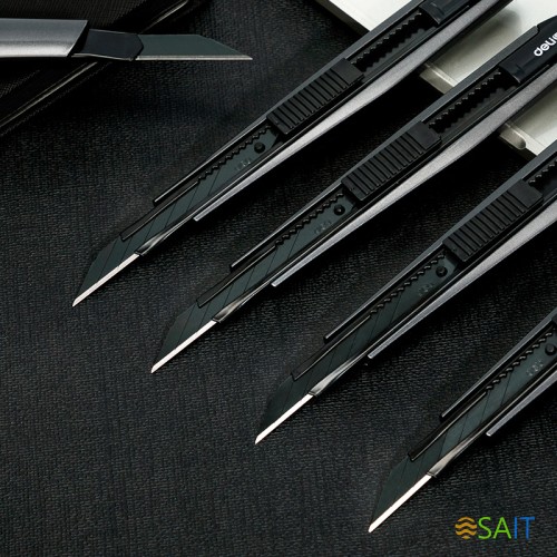 Нож канцелярский Deli 2037S шир.лез.9мм выдвижное лезвие фиксатор сталь серый