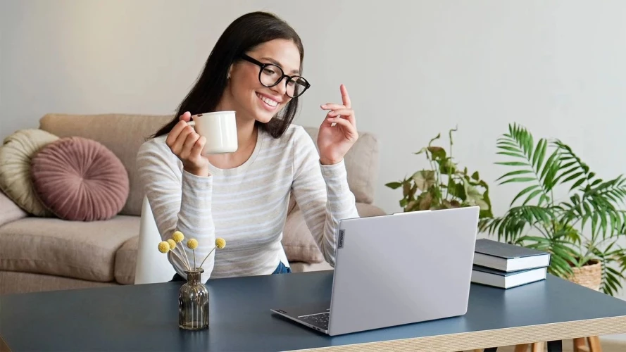 Ноутбук Lenovo IdeaPad Slim 5 16IMH9 Core Ultra 7 155H 32Gb SSD1Tb Intel Arc 16" OLED 2K (2048x1280) noOS l.grey WiFi BT Cam (83DC004JRK)