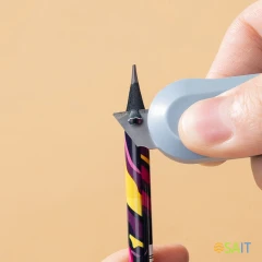 Карандаш ч/г Deli EC043-HB 2.2мм HB кругл. липа ассорти Paint Texture ластик