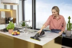 Мойщик окон Karcher WV 5 Plus N Black Edition шир.скреб.:280мм пит.:от аккум. черный