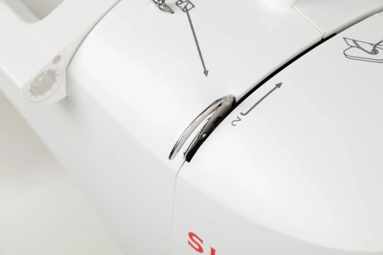 Швейная машина Singer Confidence 7640 белый