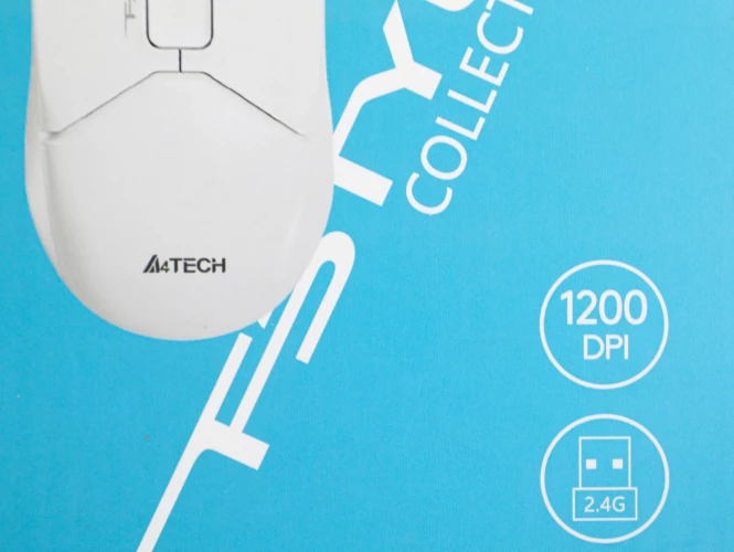 Клавиатура + мышь A4Tech Fstyler FG1012 клав:белый мышь:белый USB беспроводная Multimedia (FG1012 WHITE)