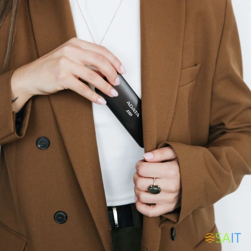 Накопитель SSD A-Data USB-C 256Gb ASE760-256GU32G2-CBK SE760 1.8" черный