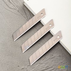 Лезвия для канцелярского ножа Deli E2011 шир.лез.18мм сталь (упак.:10шт) пласт.кор.