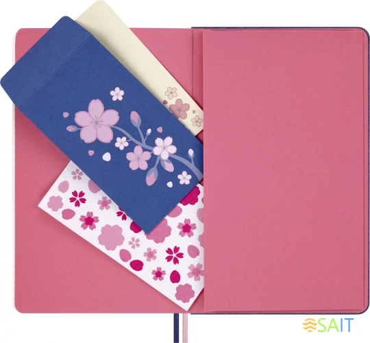 Блокнот Moleskine LIMITED EDITION SAKURA LESU08QP062 Large 130х210мм обложка текстиль 176стр. нелинованный синий 2025