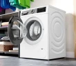 Стиральная машина Bosch Serie 4 WGA24400ME пан.англ. класс: A+++ загр.фронтальная макс.:9кг белый инвертор