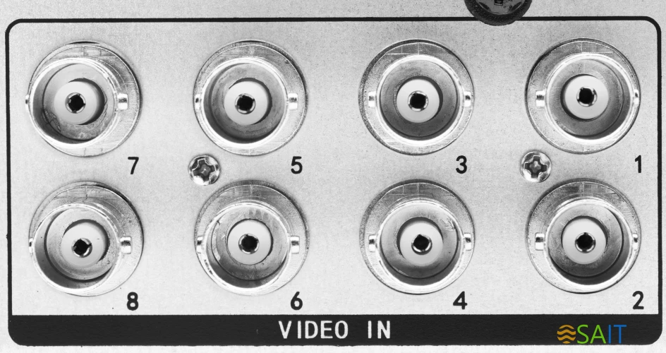 Видеорегистратор Falcon Eye FE-MHD2108