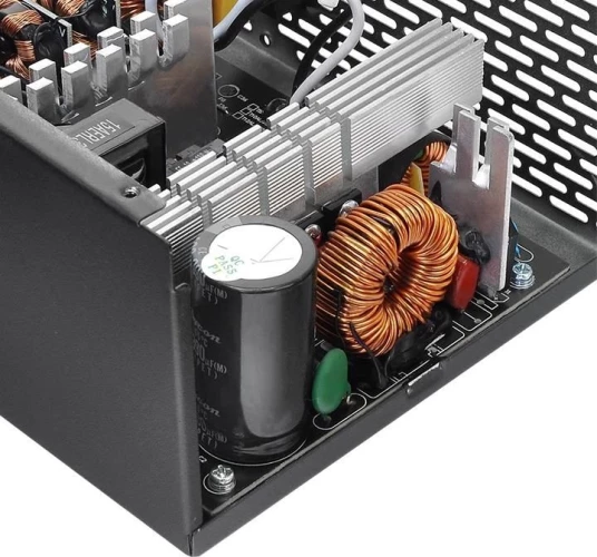Блок питания Thermaltake ATX 750W Smart BX1 SE 80+ bronze (20+4pin) APFC 120mm fan 8xSATA RTL