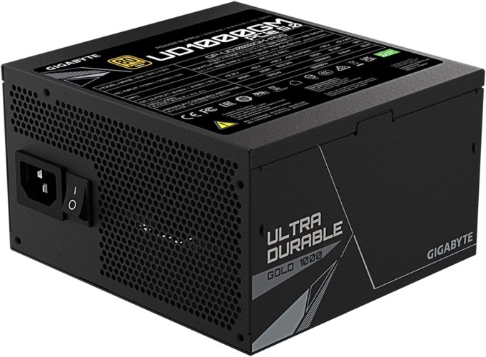 Блок питания Gigabyte ATX 1000W GP-UD1000GM PG5 Gen.5 80+ gold (20+4pin) APFC 120mm fan 8xSATA Cab Manag RTL