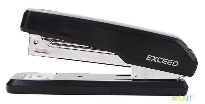 Степлер Deli E0300BLACK Exceed 24/6 26/6 (25листов) черный 100скоб металл/пластик коробка