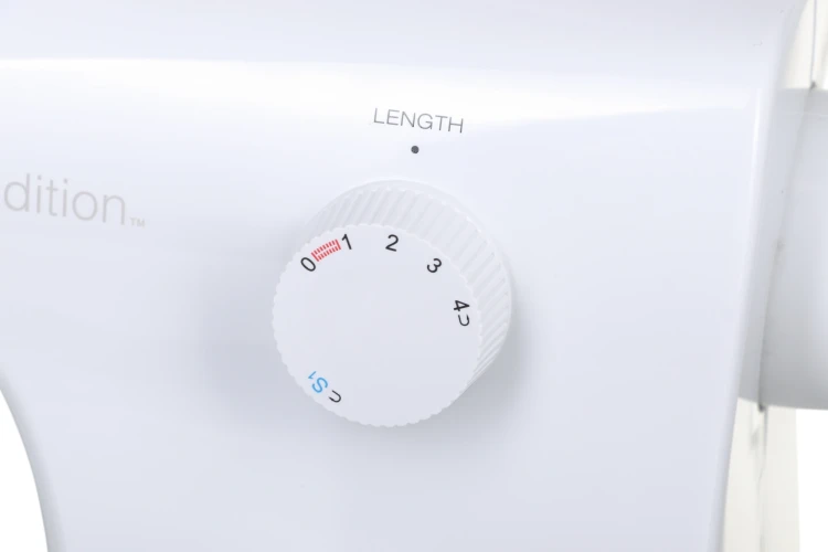 Швейная машина Singer Tradition 2259 белый