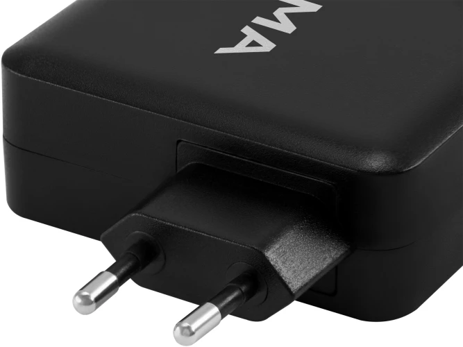 Блок питания Digma DM-U70 автоматический 65W 5V-20V 3.25A от бытовой электросети