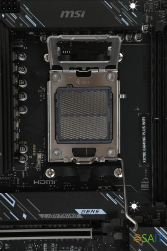 Материнская плата MSI X870E GAMING PLUS WIFI SocketAM5 AMD X870E ATX AC`97 8ch(7.1) 5Gigabit RAID+HDMI