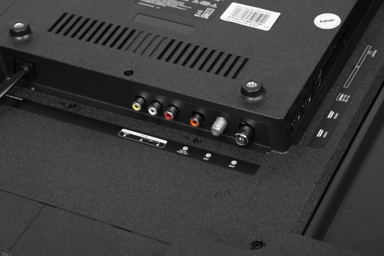 Телевизор LED BBK 43" 43LEM-1060/FTS2C черный FULL HD 60Hz DVB-T2 DVB-C DVB-S2 USB (RUS)