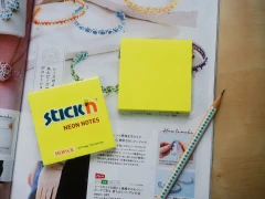 Блок самоклеящийся бумажный Stick`n 21133 76x76мм 100лист. 70г/м2 неон желтый