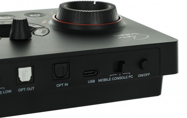 Звуковая карта Creative USB Sound BlasterX GC7 (Super X-Fi Ultra DSP) 7.1 Ret