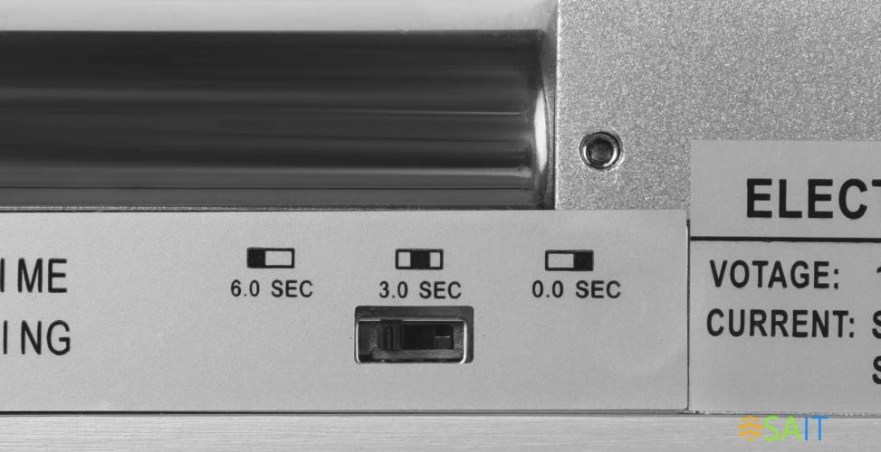 Замок электромагнитный Falcon Eye FE-L100 сталь серебристый